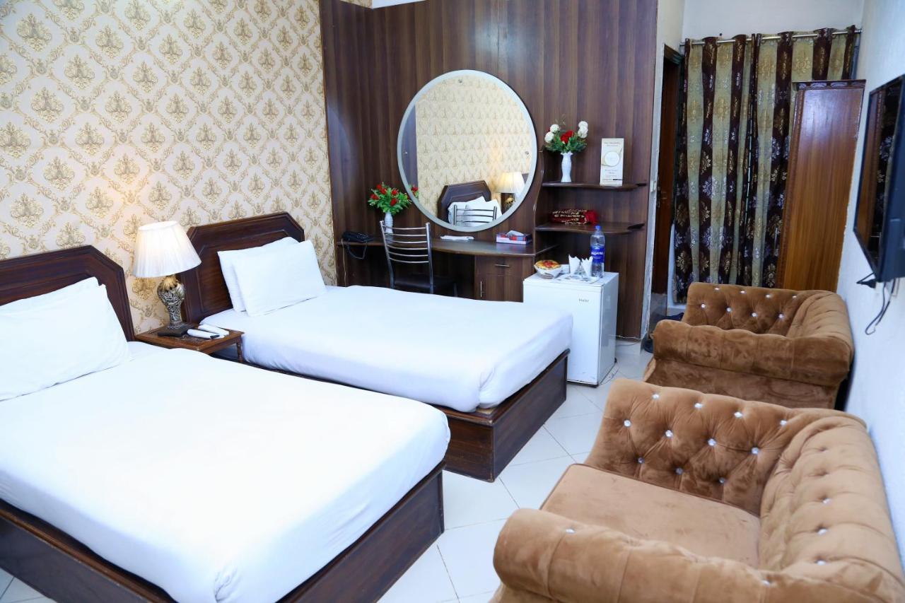 Fiesta Inn Hotel & Resorts Μουλτάν Εξωτερικό φωτογραφία