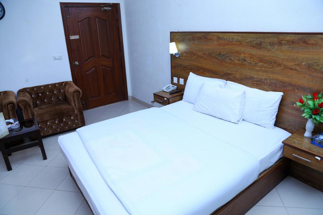 Fiesta Inn Hotel & Resorts Μουλτάν Εξωτερικό φωτογραφία