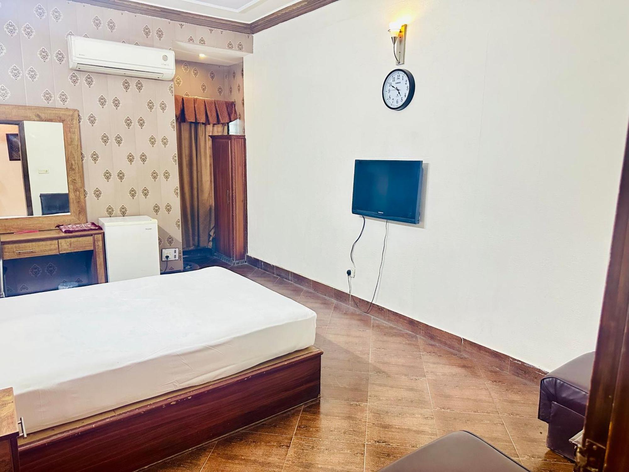 Fiesta Inn Hotel & Resorts Μουλτάν Εξωτερικό φωτογραφία