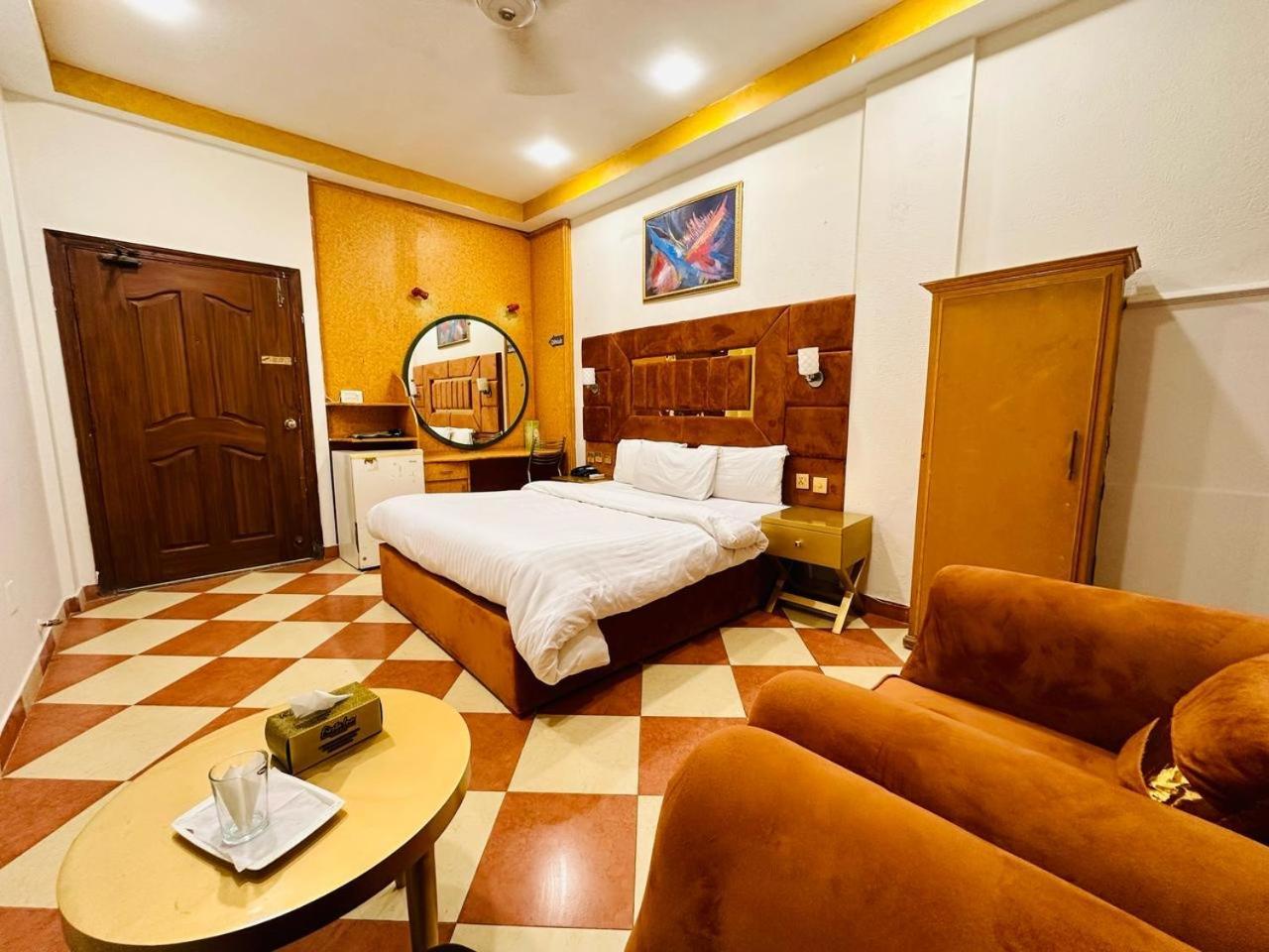Fiesta Inn Hotel & Resorts Μουλτάν Εξωτερικό φωτογραφία