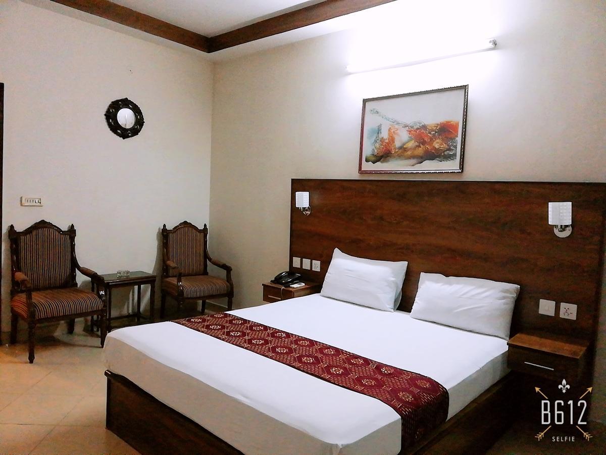 Fiesta Inn Hotel & Resorts Μουλτάν Εξωτερικό φωτογραφία